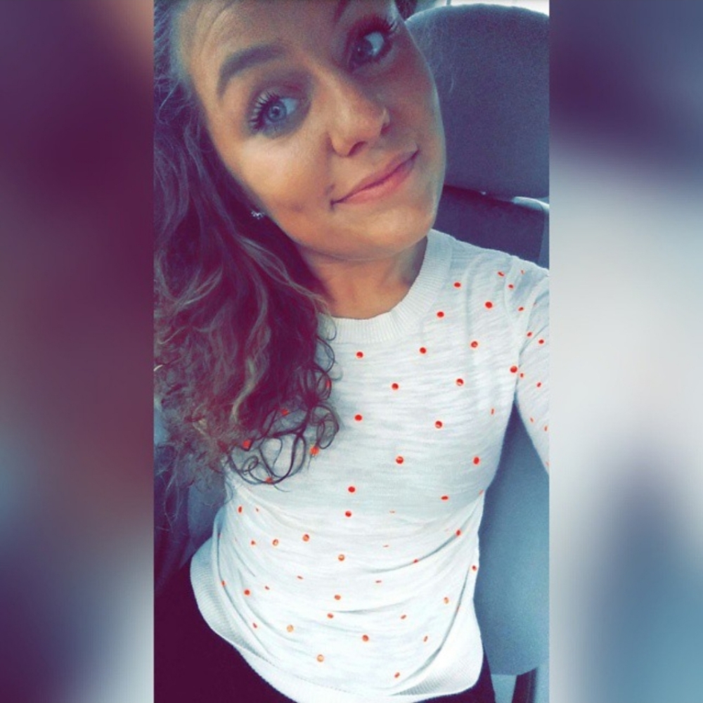 Meet your Posher, Nicole